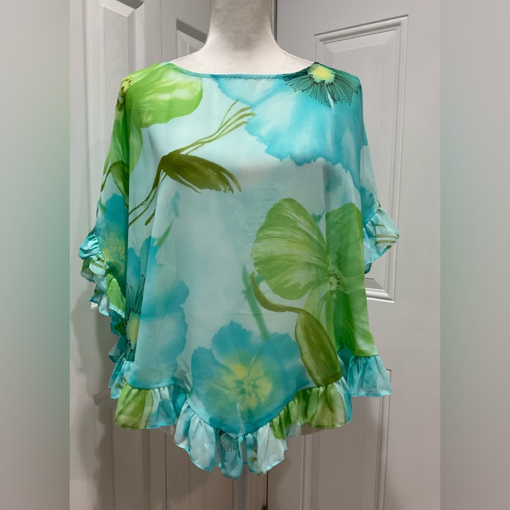 ☀️☀️Dressbarn Rushed Butterfly  Cover Up With Removable Camisole, M/L